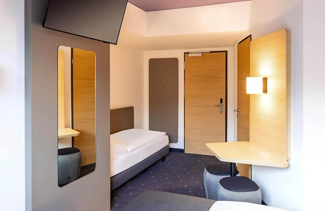 B&B Hotel Frankfurt-West-1